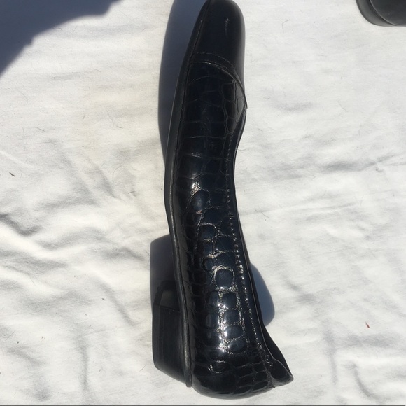 Women’s Black, Leather Clark’s, size 8.5 - Picture 5 of 9